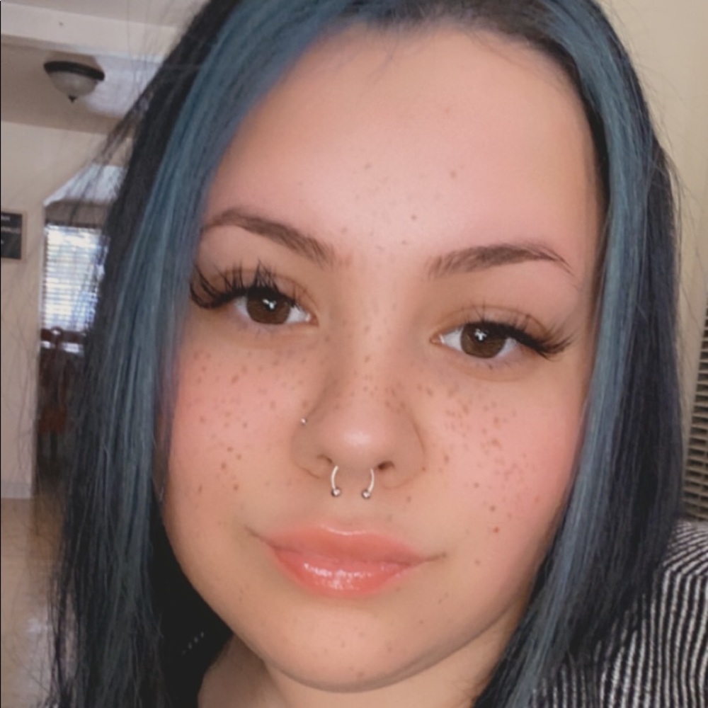 Meet your Posher, Saffire